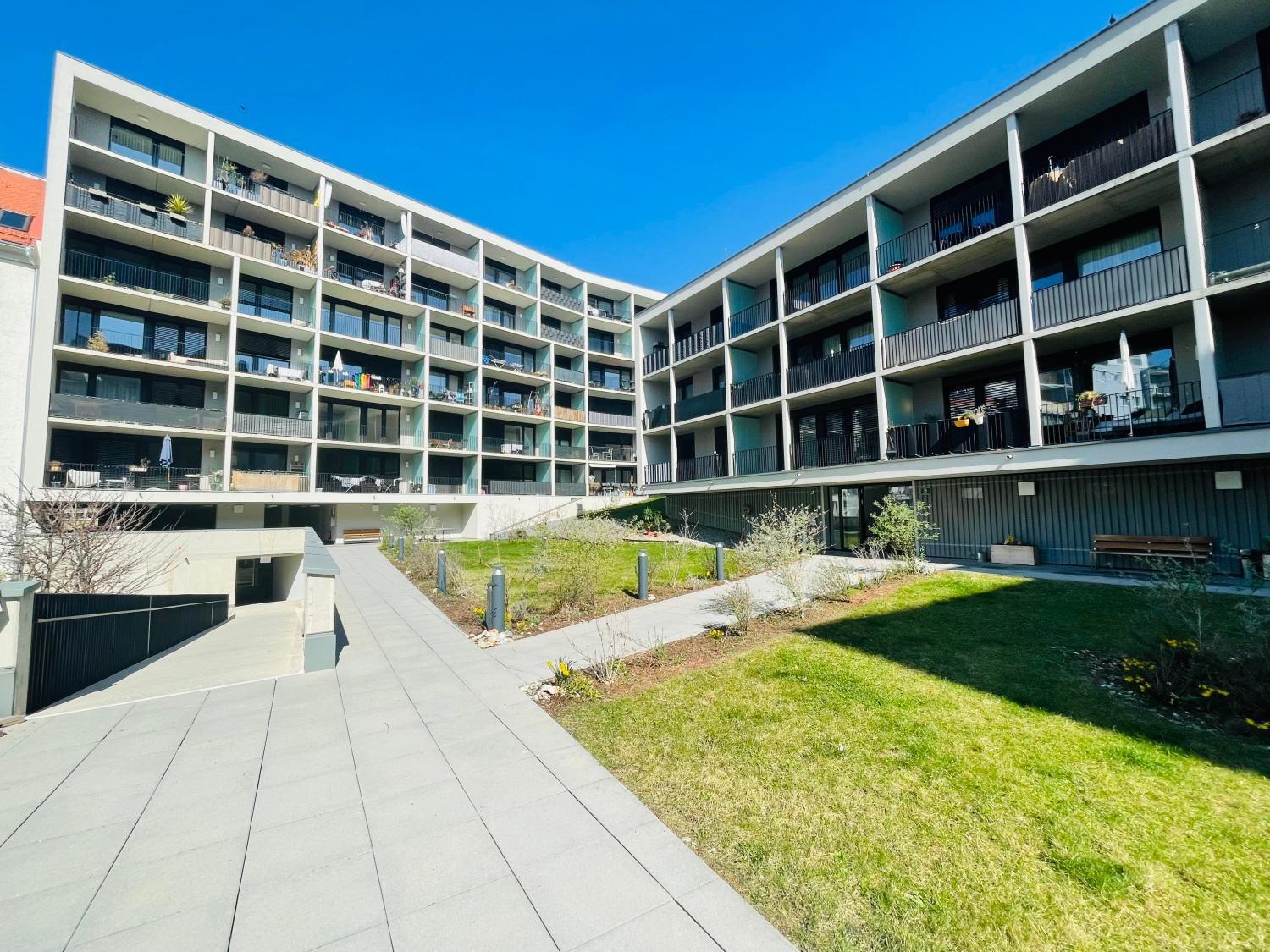 Apstay City Center I Free Parking I Self Check-In Graz Exteriör bild