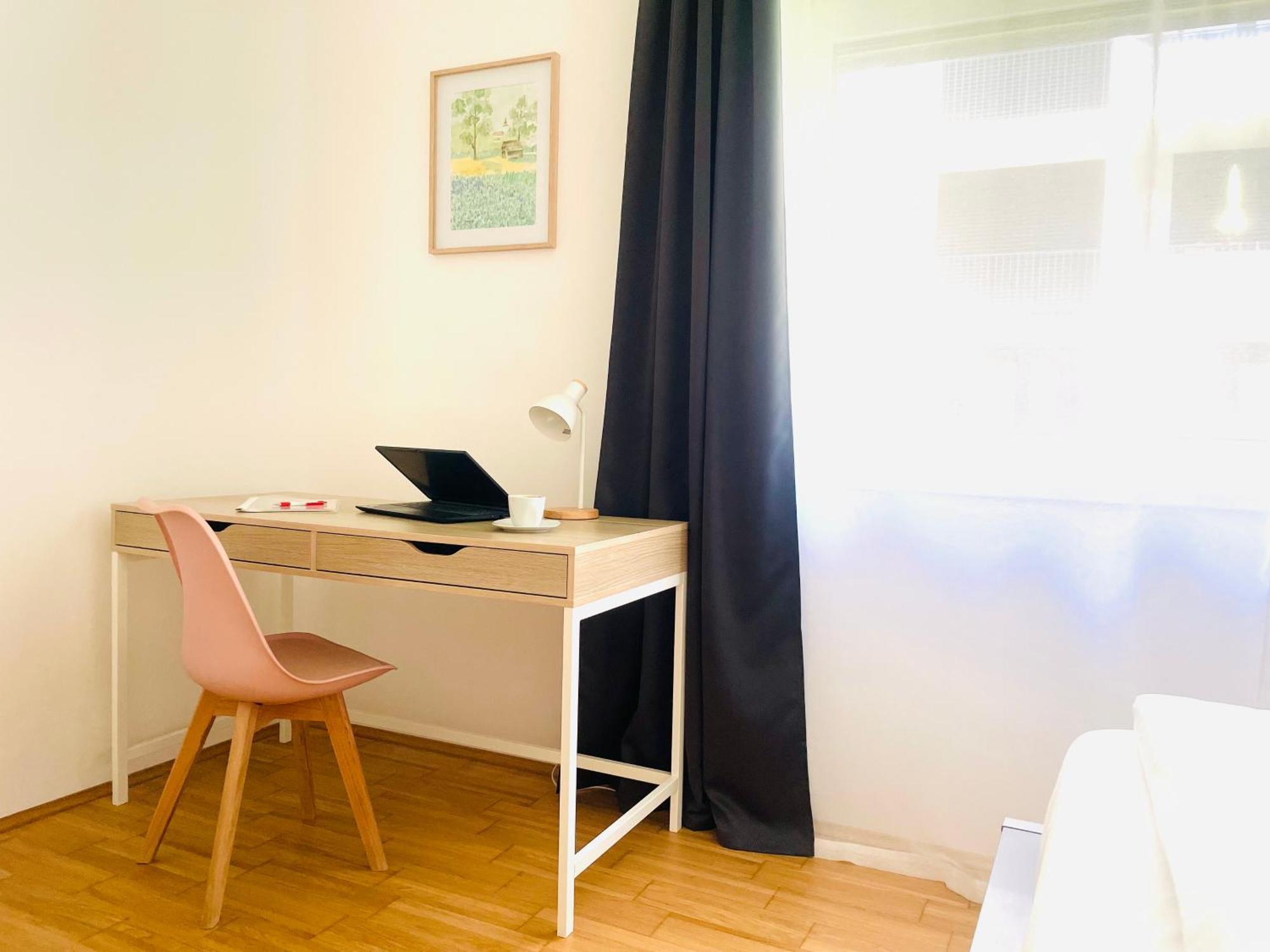 Apstay City Center I Free Parking I Self Check-In Graz Exteriör bild