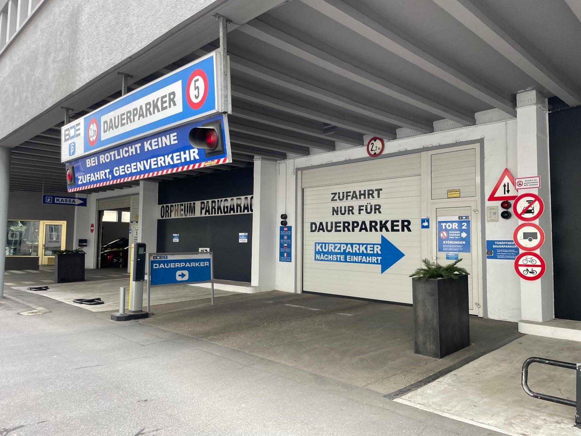 Apstay City Center I Free Parking I Self Check-In Graz Exteriör bild
